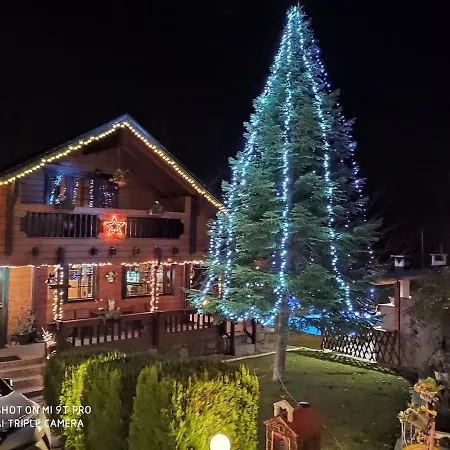 Chalet Wooden With Private Pool Near To Sea