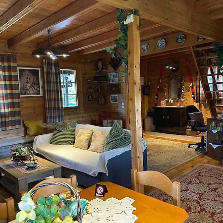 Wooden With Private Pool Near To Sea