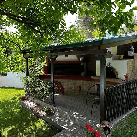 Wooden With Private Pool Near To Sea *